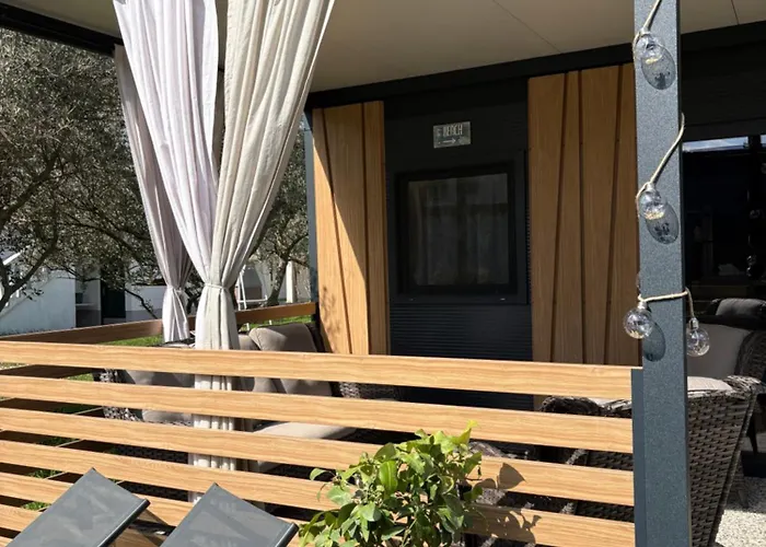Lux Mobile House * Sukosan