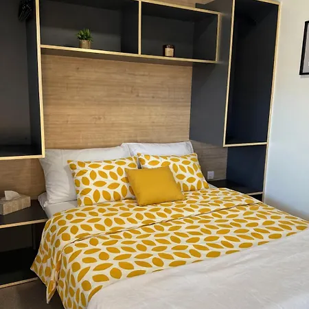 Lux Mobile House *